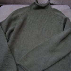 Men's J Crew Wool Sweater  Green Size L Rolled Neck